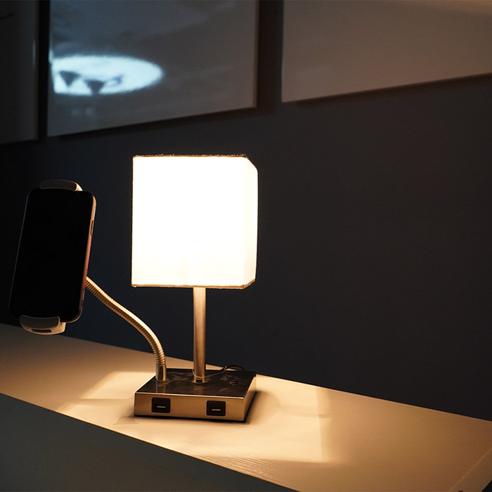 Prečo by ste si mali zvoliť látkovú stolovú lampu pre svoj domov alebo kanceláriu?